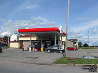 Pétro-Canada à Macamic,QC